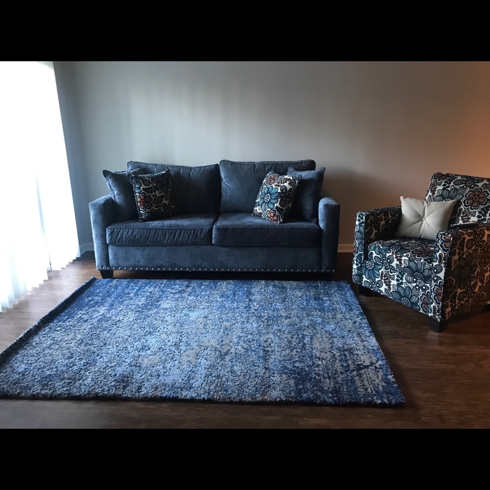 Livingroom set/separate pieces, give me an offer